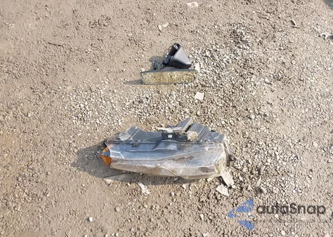 2023 Tesla Model Y Awd/Long Range Dual Motor All-Wheel Drive из США, поврежденный, VIN 7SAYGAEE5PF829394